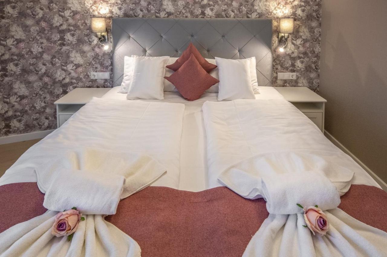 Spa Residence Carbona Apartment 105 Hévíz Екстериор снимка