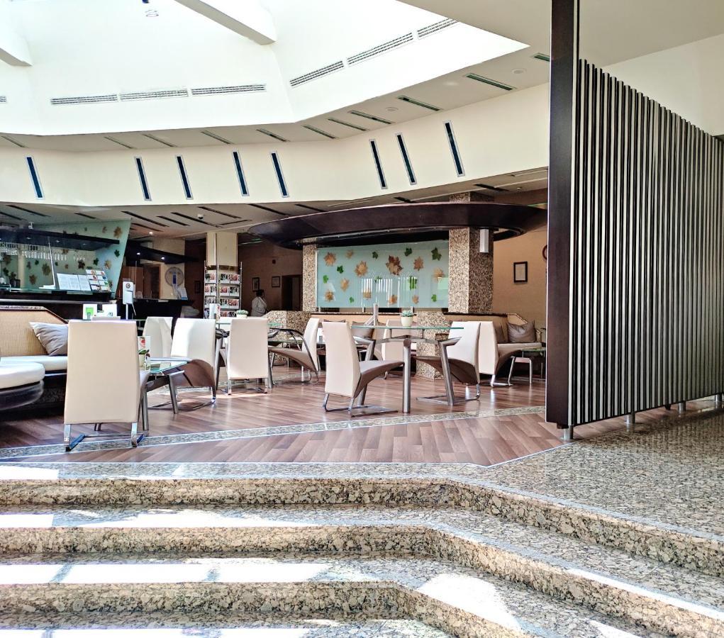 Spa Residence Carbona Apartment 105 Hévíz Екстериор снимка