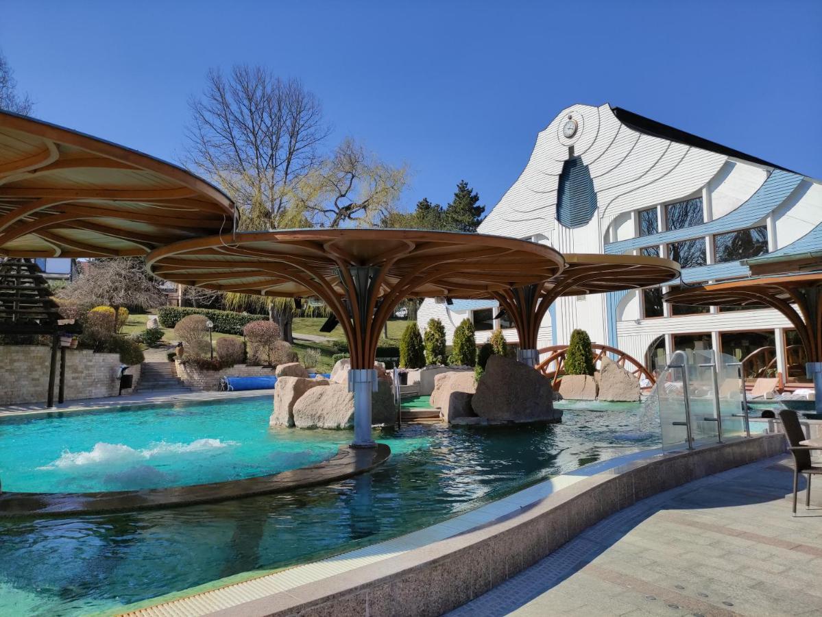 Spa Residence Carbona Apartment 105 Hévíz Екстериор снимка